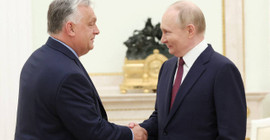 AB, Zelenskiy'in ardından Putin'i ziyaret eden Dönem Başkanı Macaristan liderini yaylım ateşine tuttu