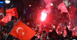 Türkiye'nin Viyana büyükelçisinden 'ölçülü kutlama' çağrısı: Korna çalmayın