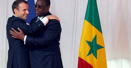 Sosyal medyanın yeni gözde çifti: Macron ile Sall