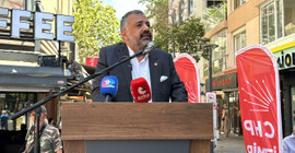 CHP İzmir İl Başkanı Aslanoğlu: Polis baskınıyla gözaltına almak, algı yaratmak