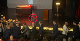 Genco Erkal'a veda... Sanatçı Muhsin Ertuğrul Sahnesi'nde yapılan törenle uğurlandı