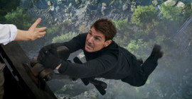 Tom Cruise'dan olimpiyatların kapanış törenine özel aksiyon şovu