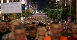 Sırbistan'da lityum madenine projesine karşı on binler sokakta