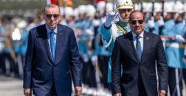 Sisi'den 'kurucu lider Atatürk'ten beri güçlü ilişkiler' hatırlatması eşliğinde 'yeni dostluk ve işbirliği aşaması' mesajı