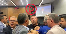 İzmir'de AKP'li meclis üyesinin 'Gezi vandallığı' sözleri sonrası arbede yaşandı
