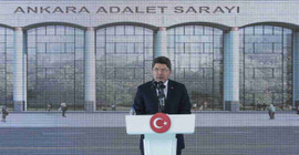 Yılmaz Tunç 'dev Adalet Sarayı'nın temelini attı
