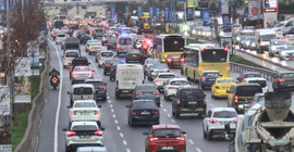 İstanbul'da son mesai gününde trafik yoğunluğu