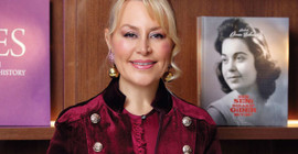 Demet Sabancı: Adams'a Türk konukseverliğini gösterdim