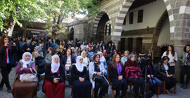 25 Kasım deklarasyonu: 'Jin, jiyan, azadî' ruhuyla sokaklara