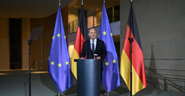 Almanya'da üç partili koalisyon hükümeti çöktü