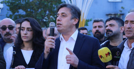 Batman'da kayyım protestoları... DEM Parti'li Rüştü Tiryaki: Onlar bizi tanımadığı sürece bizde onları tanımayacağız
