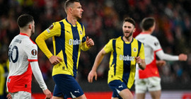 Fenerbahçe, geriye düştüğü maçı 2-1 kazandı