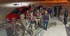 Anne ile çocuklarının öldüğü zehirlenme olayında 2 tutuklama