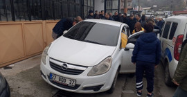 Zonguldak'ta bir kişi otomobilde ölü bulundu