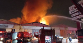 Kayseri’de fabrika yangını: Söndürme çalışmaları sürüyor