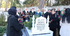 Deniz Poyraz, 42'nci yaş günü dolayısıyla mezarı başında anıldı