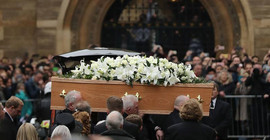 Hawking için Cambridge'de cenaze töreni