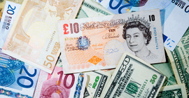 Dolar/TL yeni aya yatay seyirle başladı