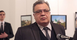 Karlov suikastında 8 kişiye yakalama kararı