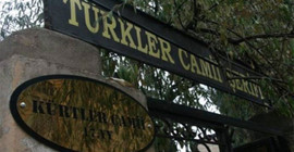 Tarihçi Aytemur: Türkler Camii için Kürtlere özür borçlular
