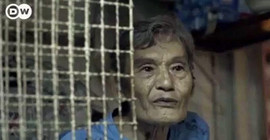 Kafeslerde yaşayan Hong Kong'lular