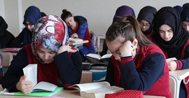 İmam hatiplileri deist yapan 100 soru: Allah kötülüklere neden engel olmaz?