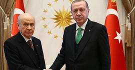 'Kendini güçlü hissetmek bazen iktidar sahiplerini yanıltabilir'