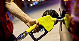 Benzine ve motorine yeni zam gündemde