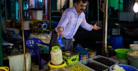 Esnaf dertli: Milletin cebinde 5 lira kalmamış