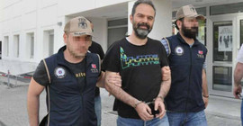'Kaset kumpası' davasında tutuklama