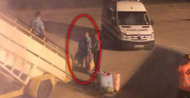 Kötü kokan yolcu yüzünden uçak acil iniş yaptı