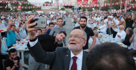 'Köy kahvesinde oturan Mehmet Ağa'yı mı eleştirelim?'