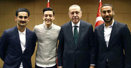 Erdoğan'la görüşen oyunculara arkadaşlarından destek