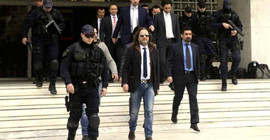 Yunanistan firari askerleri MİT'ten koruyor