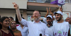 Temelli: Damadı zengin olsun diye ülkeye savaşı dayatıyor