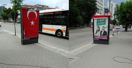 HDP'nin seçim panolarının üstü Türk bayrağı ve kartonla kapatıldı