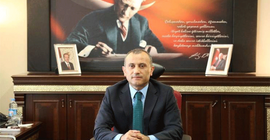 Vali AKP'ye oy istedi