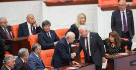 Meclis'te ilk MHP-İYİ Parti pozu