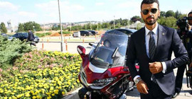 Lamborghini'li AKP'liden savunma