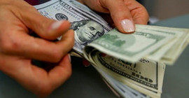 Dolar/TL güne 4.70'in üzerinde başladı