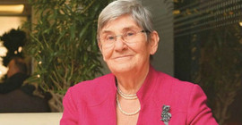 Canan Karatay'a meslekten men cezası