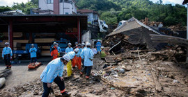 Japonya'da yağmur ve sıcaklık 300'den fazla can aldı