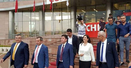 'Ayrılacaklar' iddiasına yanıt: Misafir değiliz ev sahibiyiz