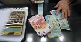 Dolar, euro ve sterlinde yeni rekor