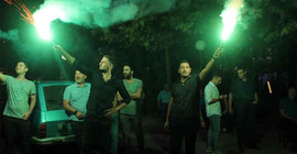 Taş ocağının kapatılması havai fişeklerle kutlandı