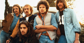 Eagles'ın Hotel California şarkısı ne anlatıyor?
