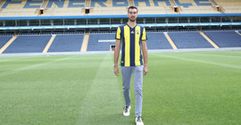 Harun Tekin resmen Fenerbahçe'de