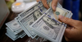 Dolar/TL dalgalanıyor