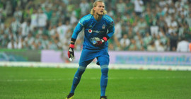 Beşiktaş Loris Karius'ta işi sağlama aldı