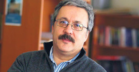 Yeni Şafak yazarı büyükelçi oldu